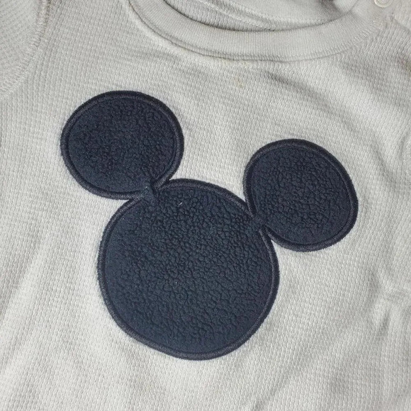 Disney and Jumping Beans Size 18m Mickey Mouse Long Sleeve Knit Bodysuit EUC - Picture 11 of 12